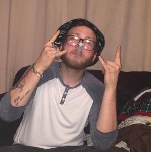 Meet your Posher, Daniel